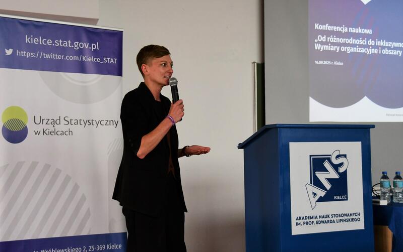 Powiększ obraz: Konferencja naukowa pt. od różnorodności do inkluzywności